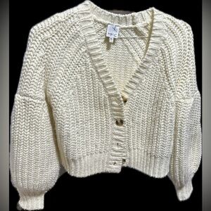 Elegant Cream Knit Cardigan